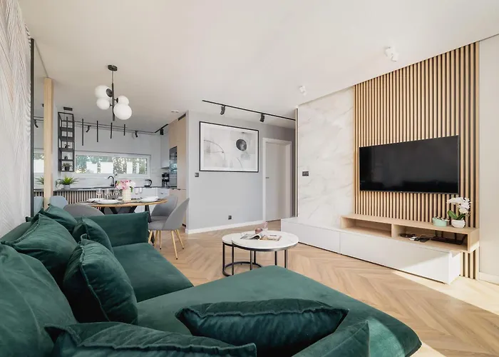 דירה Air Conditioned In With Parking And Desk By Renters