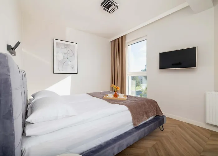 דירה Air Conditioned In With Parking And Desk By Renters טיצ'י